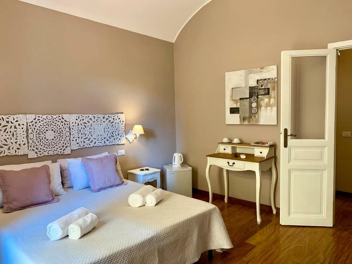 Cernaia Rooms La Spezia 2*,
